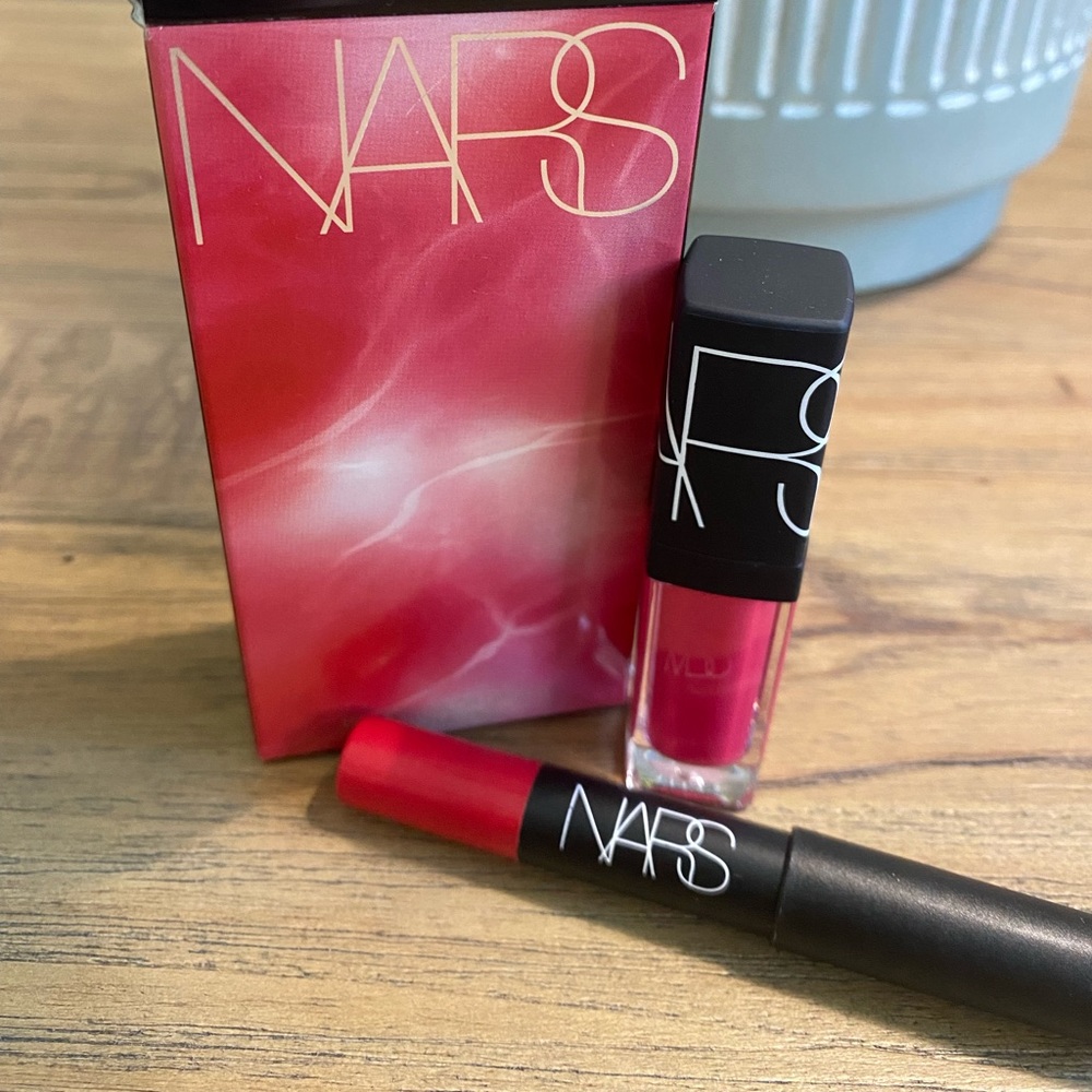 NARS explicit Color lip duo! Shade Dragon Girl 1167! Only swatched! Brand new - Picture 2 of 5